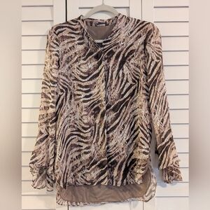 Elie Tahari Animal Print Silk Blend Bell Sleeve Button Down Shirt Blouse